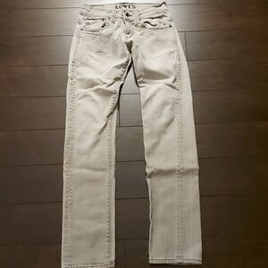 ***HOST PICK*** Levi's 511 Skinny Jeans